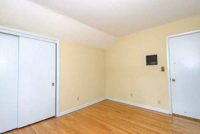 W215N5353 Ada COURT, Menomonee Falls, WI 53051
