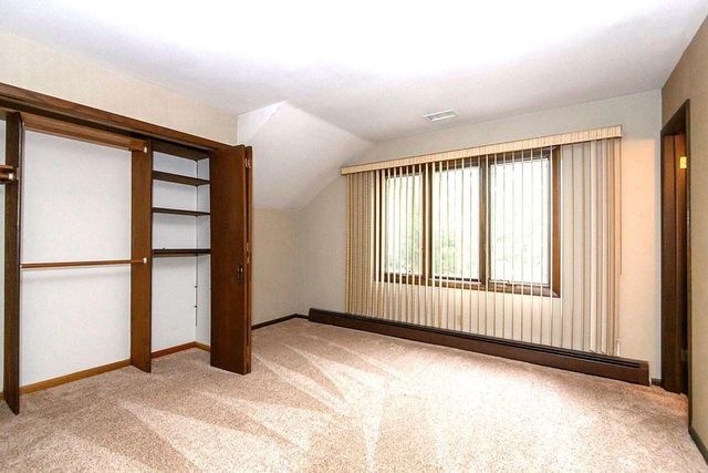 W215N5353 Ada COURT, Menomonee Falls, WI 53051