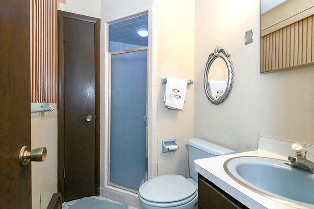 W215N5353 Ada COURT, Menomonee Falls, WI 53051