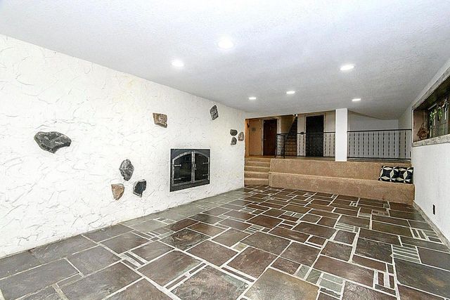 W215N5353 Ada COURT, Menomonee Falls, WI 53051