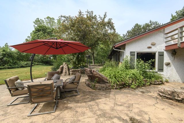 W215N5353 Ada COURT, Menomonee Falls, WI 53051