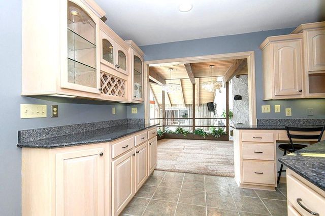 W215N5353 Ada COURT, Menomonee Falls, WI 53051