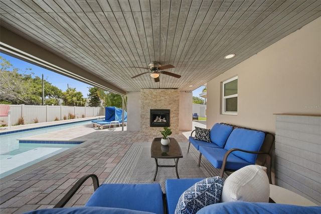 7039 HIBISCUS AVENUE S, South Pasadena, FL 33707