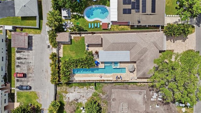 7039 HIBISCUS AVENUE S, South Pasadena, FL 33707