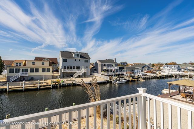 18 Halsey Drive, Brick, NJ 08723