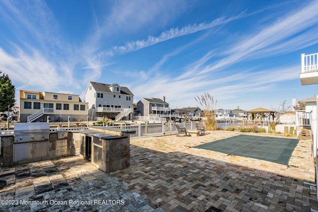 18 Halsey Drive, Brick, NJ 08723