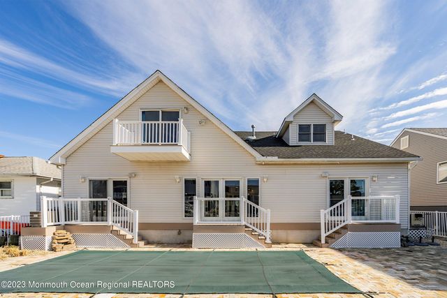 18 Halsey Drive, Brick, NJ 08723