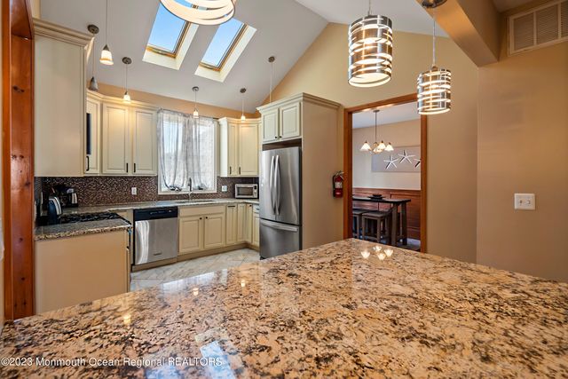 18 Halsey Drive, Brick, NJ 08723