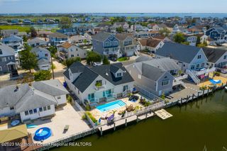 18 Halsey Drive, Brick, NJ 08723