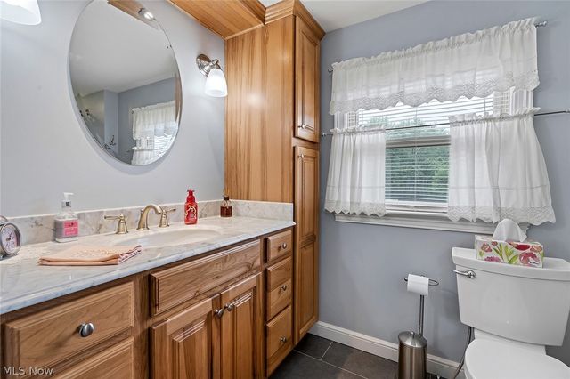 539 Secrist Lane, Girard, OH 44420