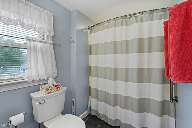 539 Secrist Lane, Girard, OH 44420