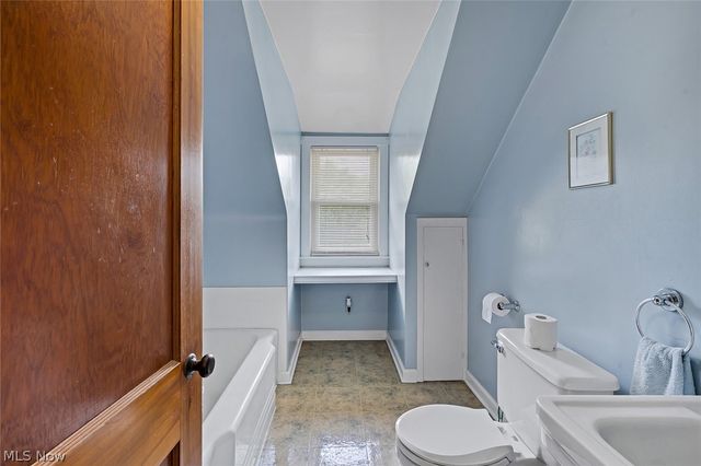 539 Secrist Lane, Girard, OH 44420