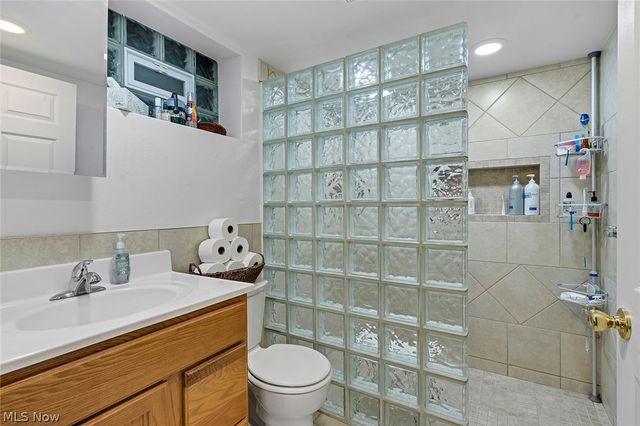 539 Secrist Lane, Girard, OH 44420