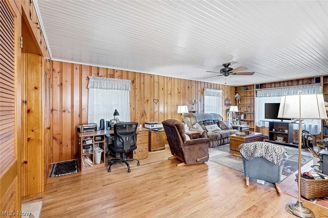 539 Secrist Lane, Girard, OH 44420