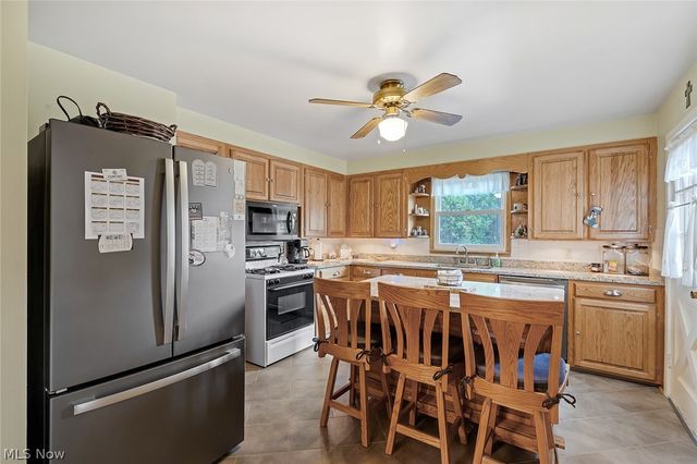 539 Secrist Lane, Girard, OH 44420