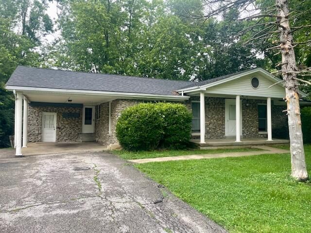 406 Forrest Dr. Drive, Lawrenceburg, KY 40342