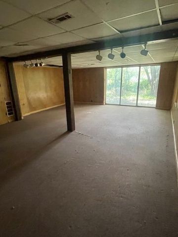 406 Forrest Dr. Drive, Lawrenceburg, KY 40342