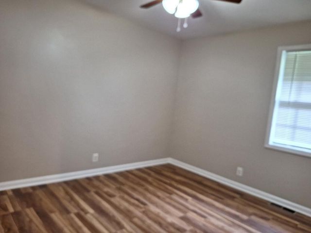 909 Oak Vale, Hermitage, TN 37076