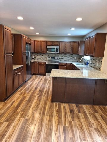 909 Oak Vale, Hermitage, TN 37076