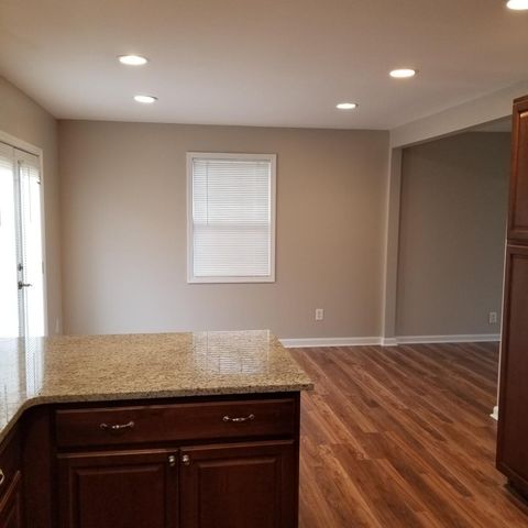 909 Oak Vale, Hermitage, TN 37076