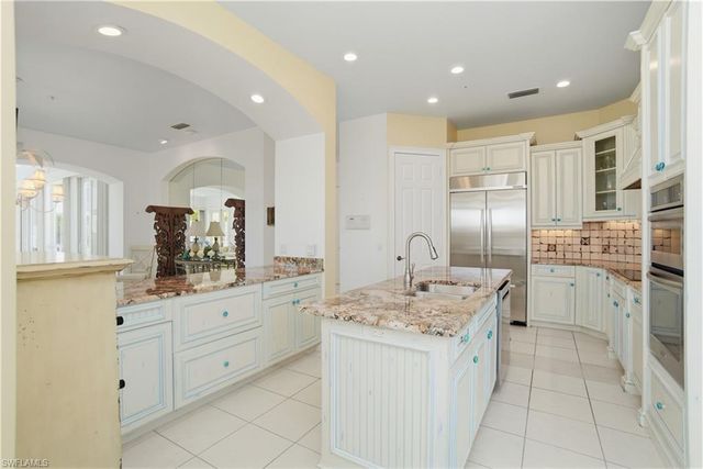 195 San Mateo DR, Bonita Springs, FL 34134