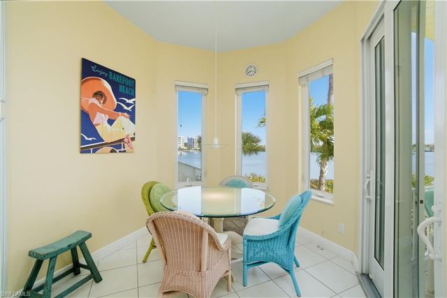 195 San Mateo DR, Bonita Springs, FL 34134