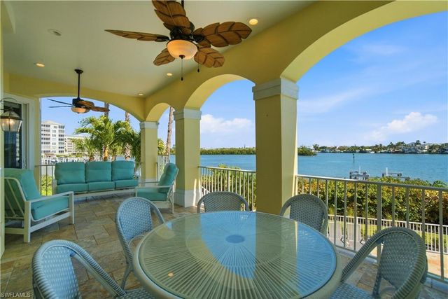 195 San Mateo DR, Bonita Springs, FL 34134