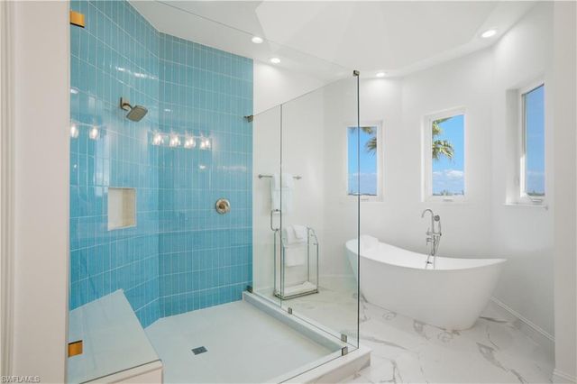 195 San Mateo DR, Bonita Springs, FL 34134