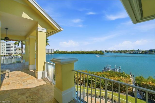 195 San Mateo DR, Bonita Springs, FL 34134