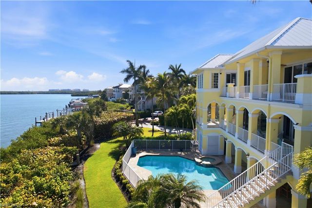 195 San Mateo DR, Bonita Springs, FL 34134