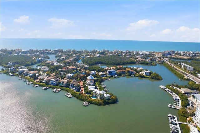 195 San Mateo DR, Bonita Springs, FL 34134