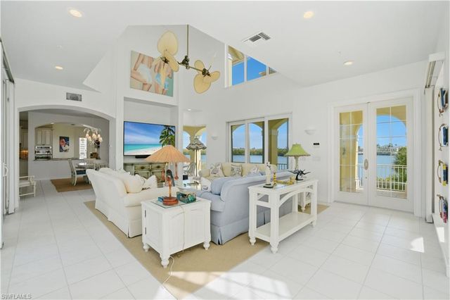 195 San Mateo DR, Bonita Springs, FL 34134