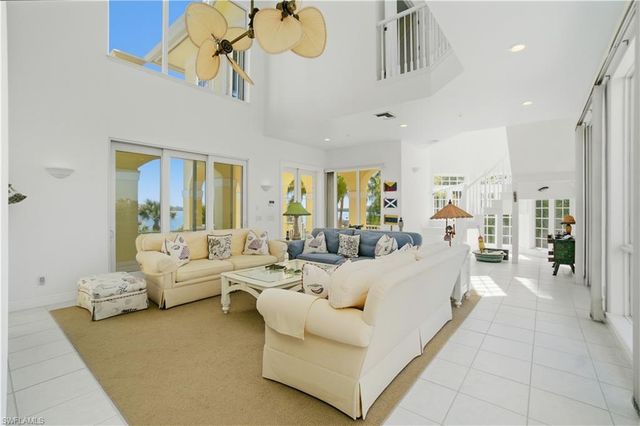 195 San Mateo DR, Bonita Springs, FL 34134