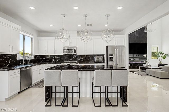558 Green Sage Way, Las Vegas, NV 89138