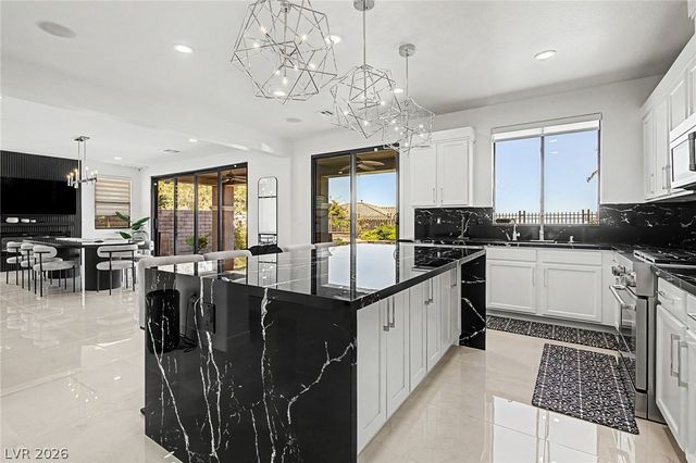 558 Green Sage Way, Las Vegas, NV 89138