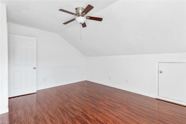 5 Frankie P Engel ST, Hampton, VA 23666