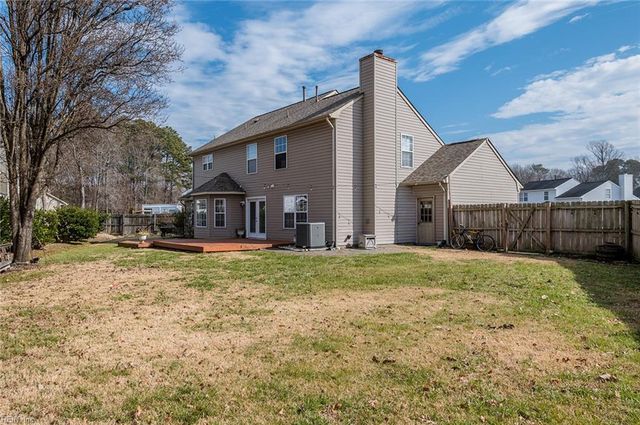 5 Frankie P Engel ST, Hampton, VA 23666