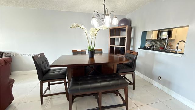 12500 SW 5th Ct 307M, Pembroke Pines, FL 33027