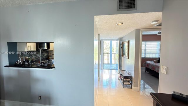 12500 SW 5th Ct 307M, Pembroke Pines, FL 33027