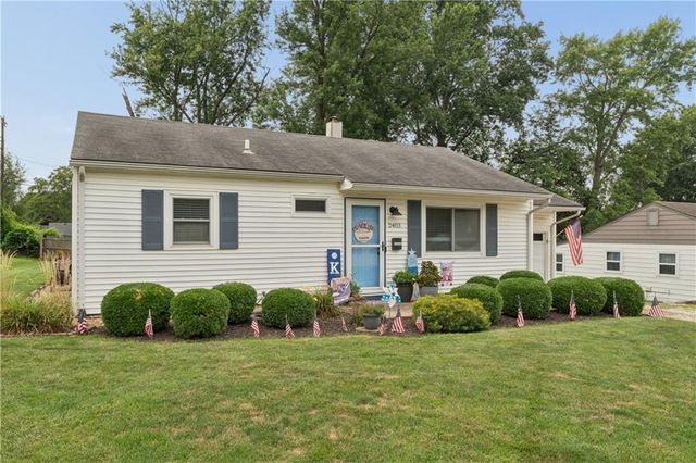 2403 59th Street, Gladstone, MO 64118