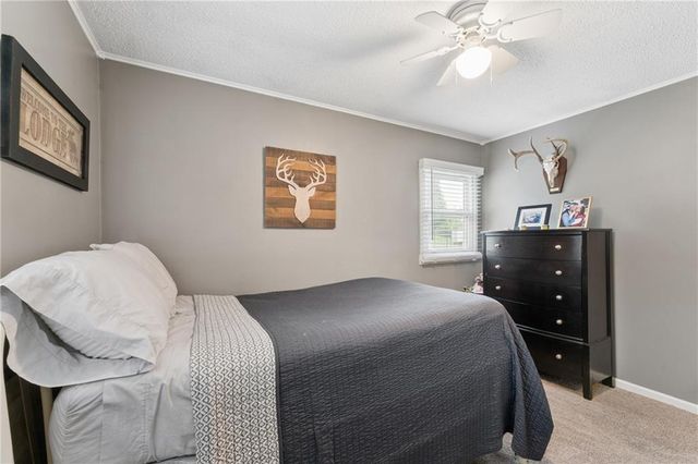 2403 59th Street, Gladstone, MO 64118