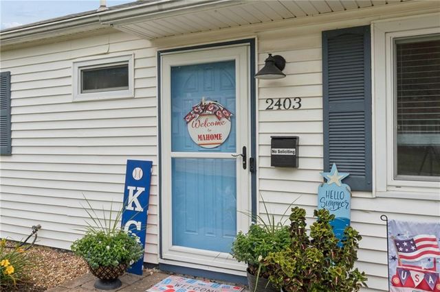2403 59th Street, Gladstone, MO 64118