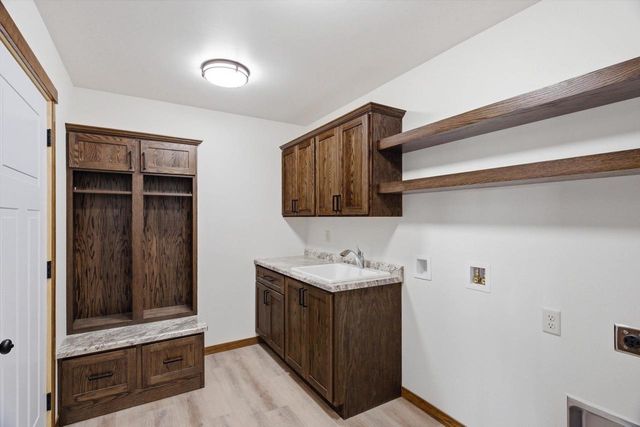711 PEP'S DRIVE, Medford, WI 54451