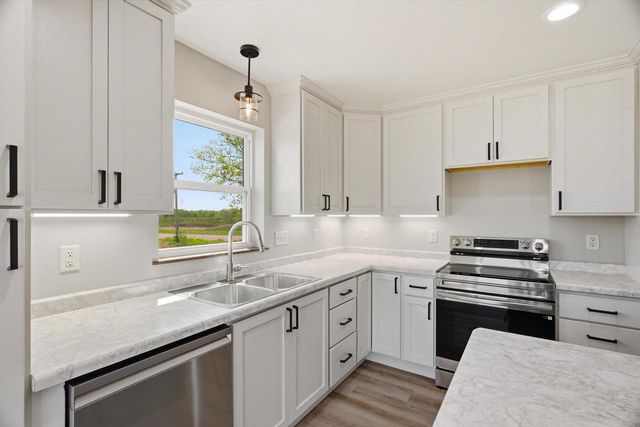 711 PEP'S DRIVE, Medford, WI 54451