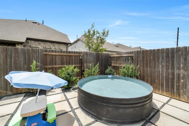 7031 Coneflower Creek Court, Katy, TX 77493