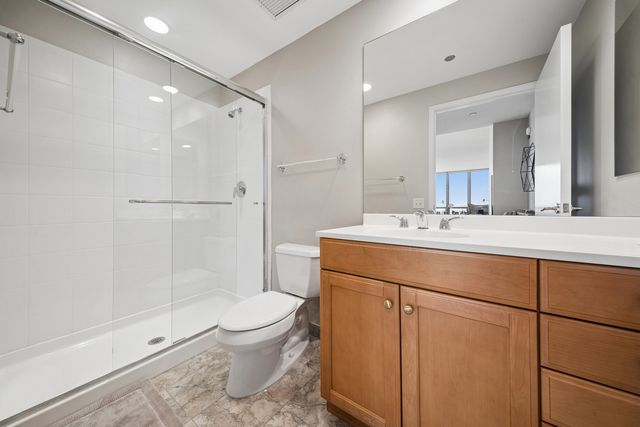 600 N Lake Shore Drive 2011, Chicago, IL 60611