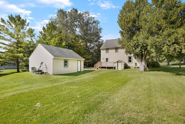 5786 River ROAD, West Bend, WI 53095