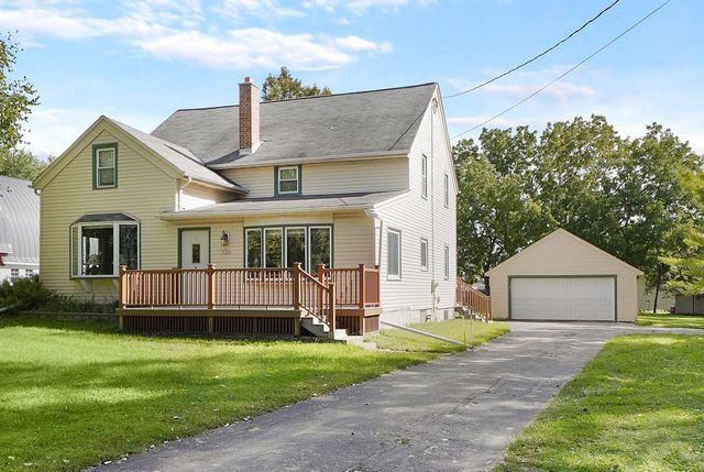 5786 River ROAD, West Bend, WI 53095