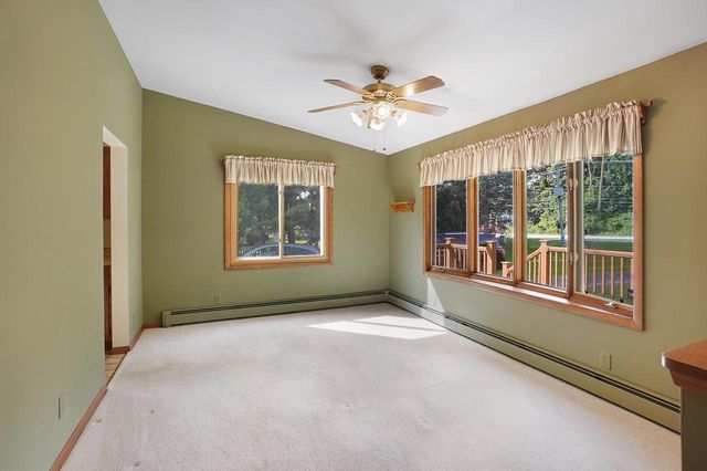 5786 River ROAD, West Bend, WI 53095