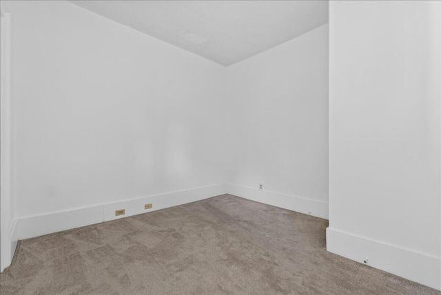 65 Vanderhorst Street Apt F, Charleston, SC 29403